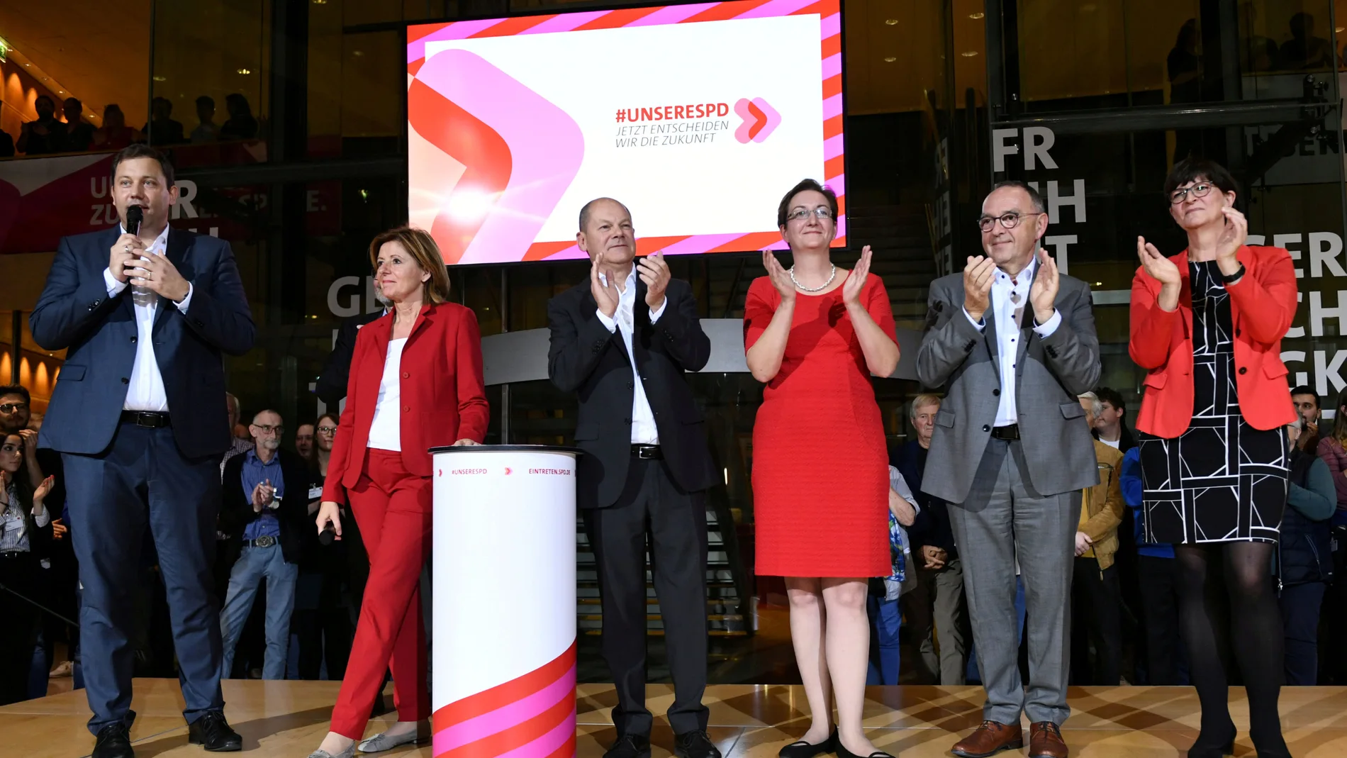 FILE PHOTO: Germany's Social Democrats announce result of leadership ballot in Berlin