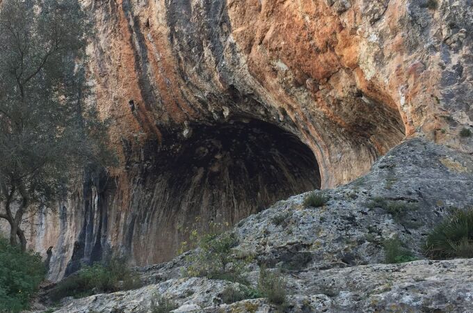La Cova Negra (Cueva Negra), emblemático espacio de gran riqueza arqueológica