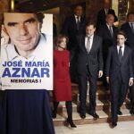Aznar agradece a Rajoy y Rato lo mucho hecho y que siguen haciendo por España