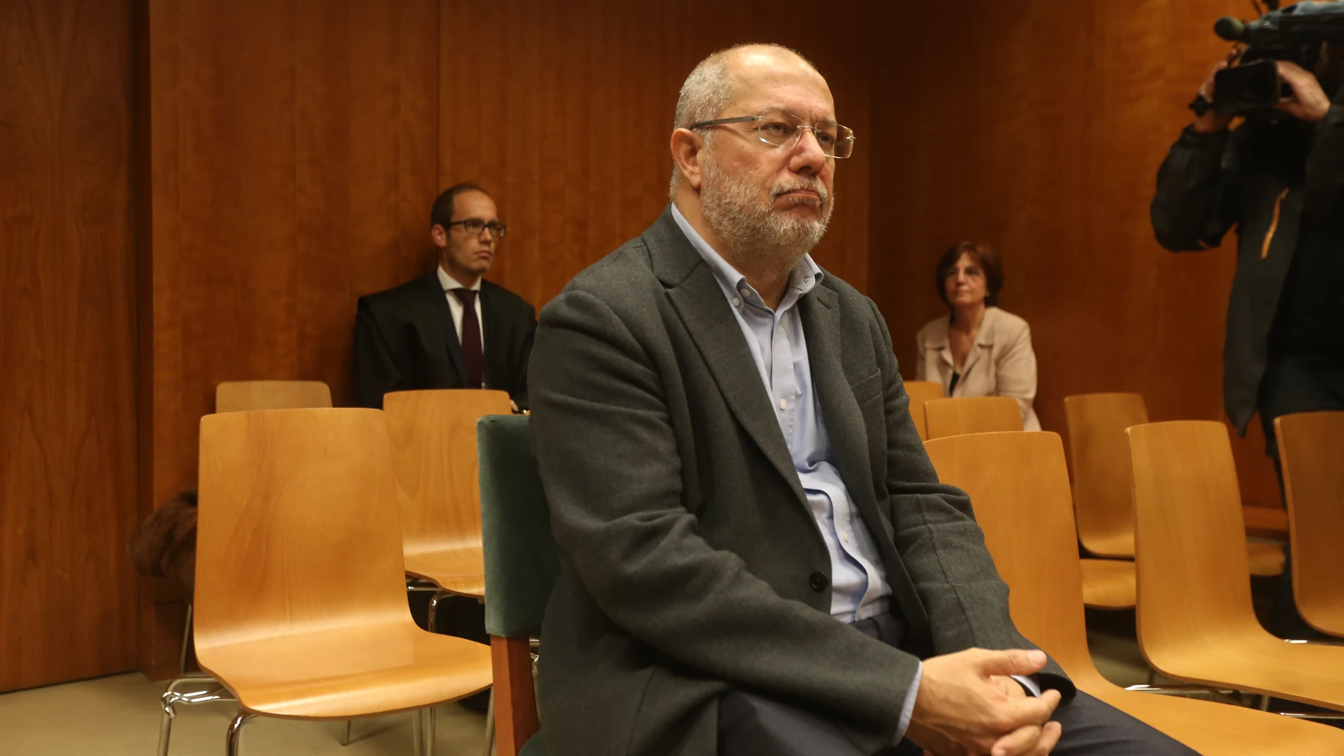 El vicepresidente de la Junta, Francisco Igea, durante su declaración en el juzgado de instrucción número 5 de Valladolid por un presunto delito leve de amenazas.