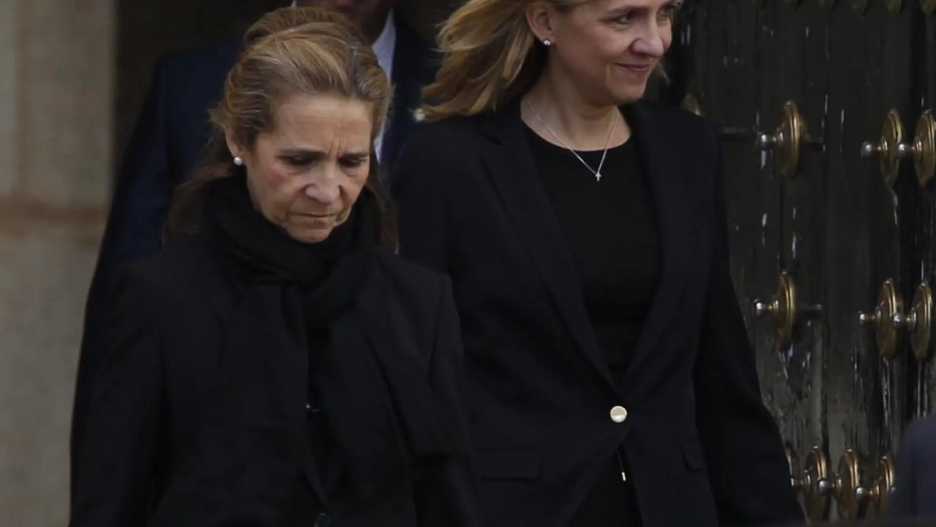 Las Infantas Elena y Cristina, en El Escorial