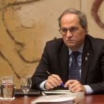 GRAFCAT8593. BARCELONA, 03/12/2019.-El presidente de la Generalitat, Quim Torra, durante la reunión semanal del ejecutivo catalán celebrada en plenas conversaciones entre ERC y el PSOE para buscar un posible acuerdo que facilite la investidura de Pedro Sánchez.EFE/Marta Pérez