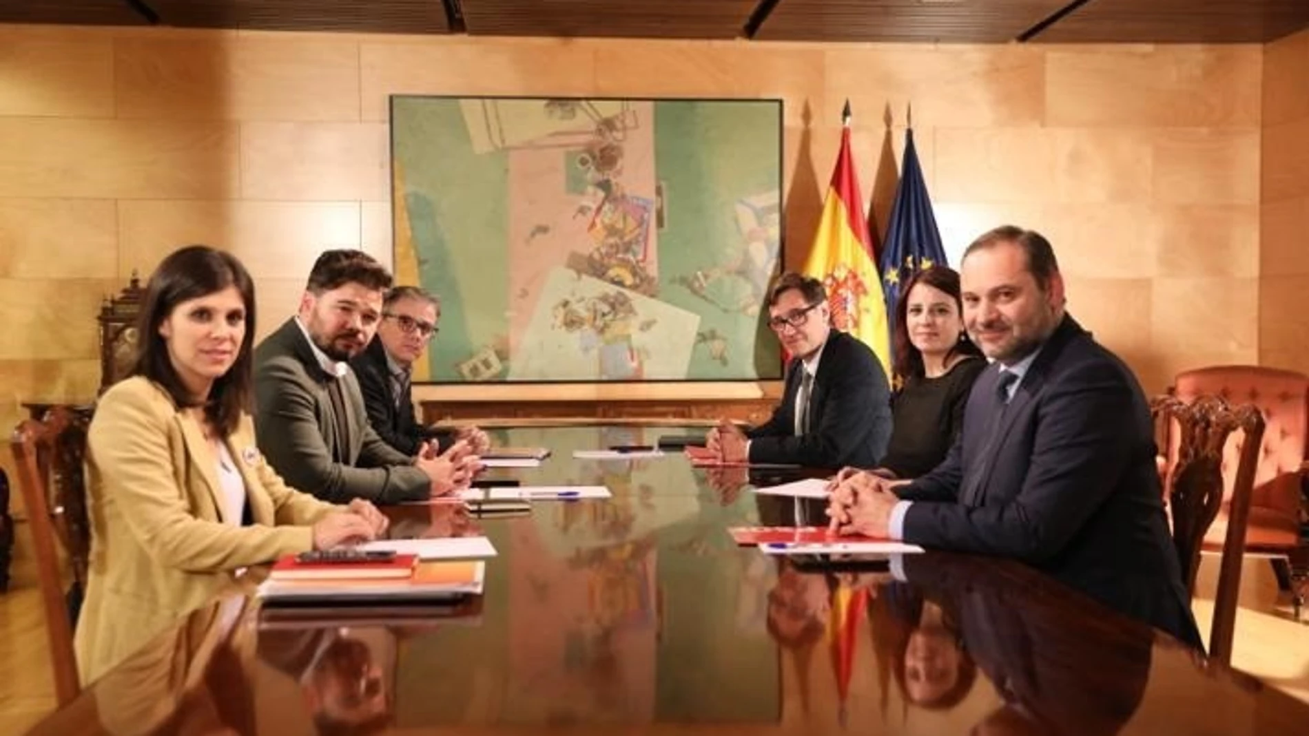 Gobierno y PSOE asumen que la investidura se postergará previsiblemente a enero