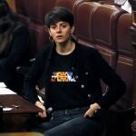 La diputada de ERC Marta Rosique, la más joven de la Mesa de Edad del Congreso y encargada de leer el decreto de Constitución de las Cortes, en el hemiciclo durante la sesión constitutiva del Congreso. EFE/Ballesteros
