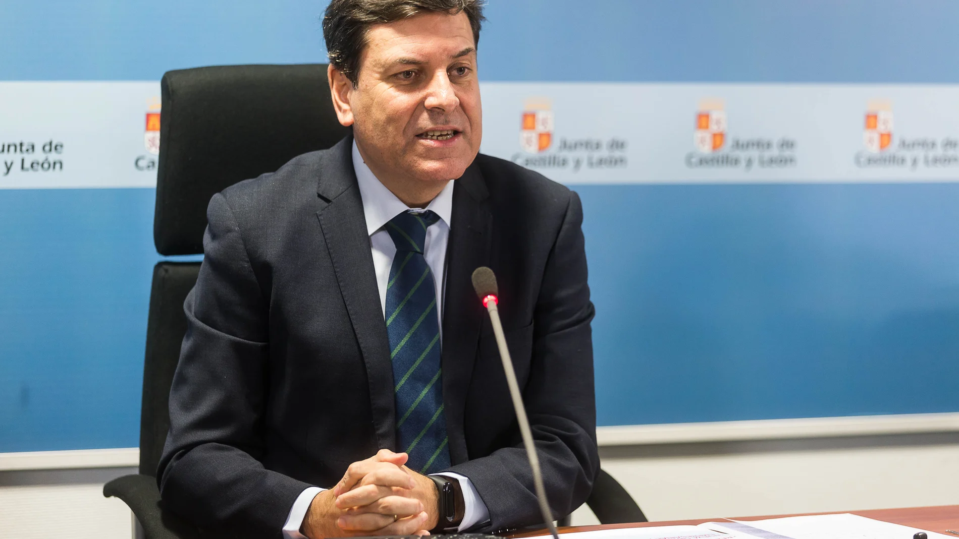 El consejero de Economía y Hacienda de la Junta, Carlos Fernández Carriedo