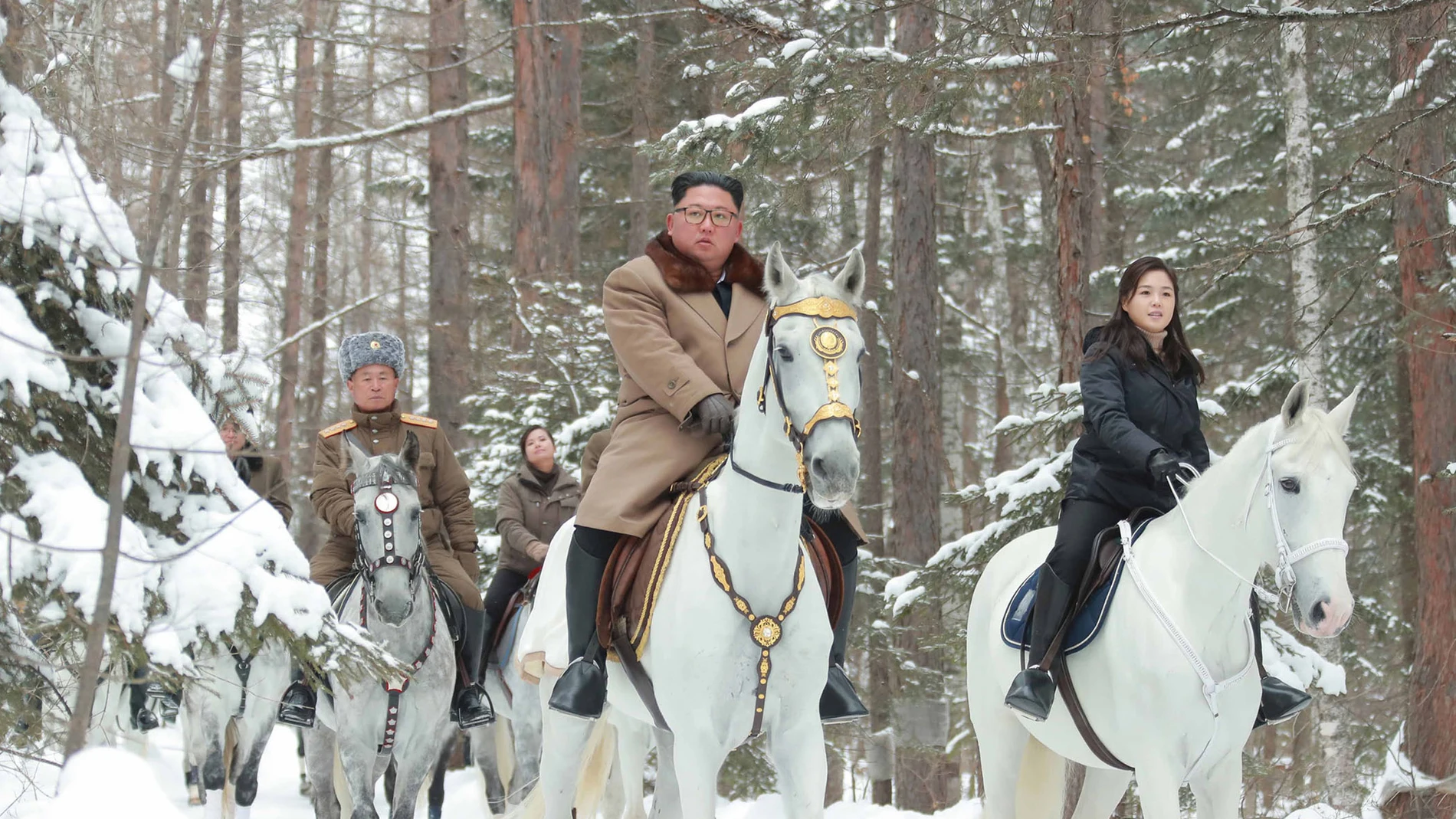 Kim Jong Un visits Paektu Mountain