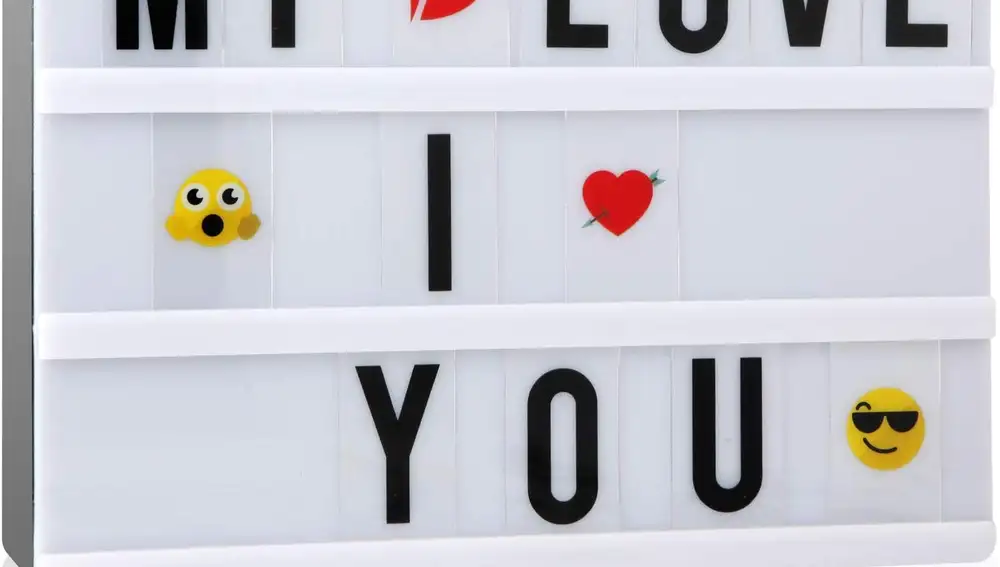 Letters Light Box con un mensaje de amor