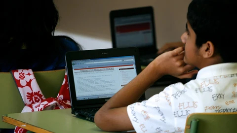 Se busca mejorar los planes digitales en los centros docentes de la Comunidad