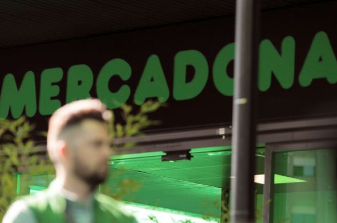 Exterior de un supermercado de Mercadona. EFE Carlos García_643x397