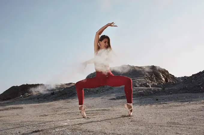 Gloria Morales: Practicar ballet corrige las malas posturas de la espalda