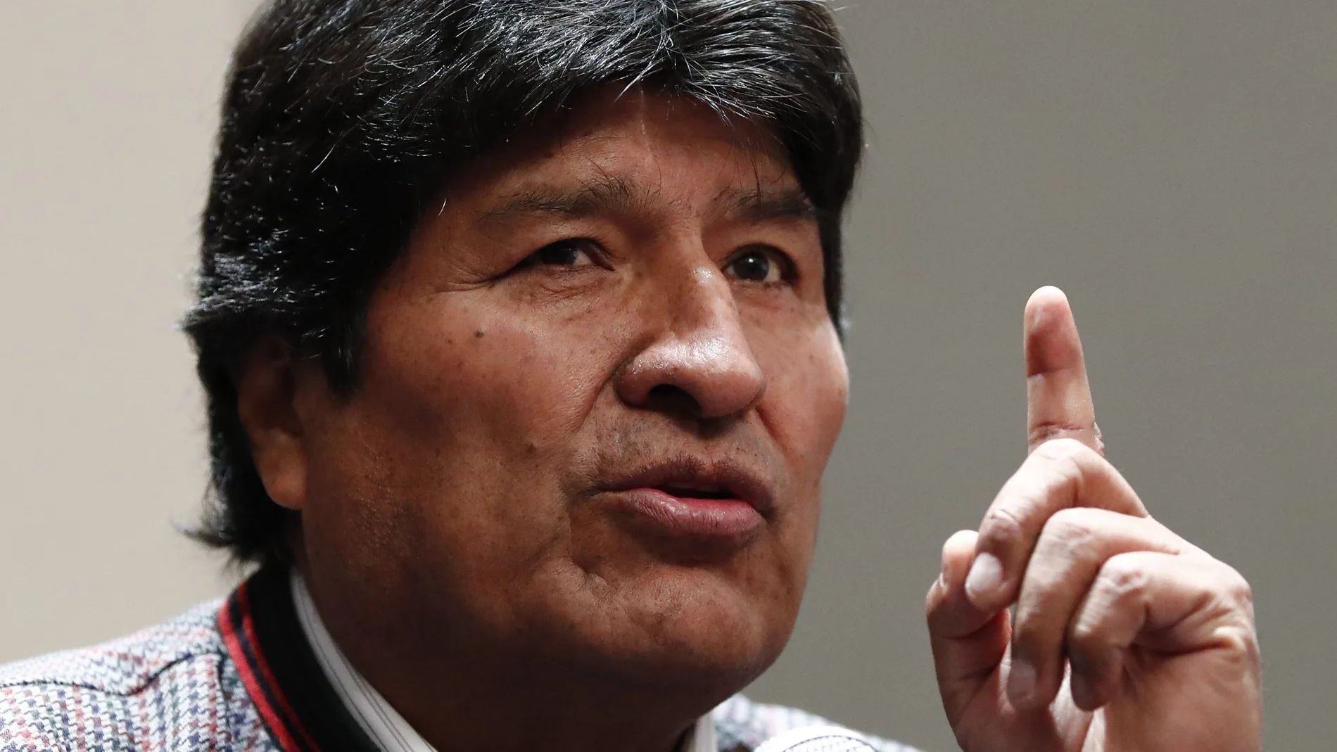 Expresidente boliviano Evo Morales viaja de México a Cuba