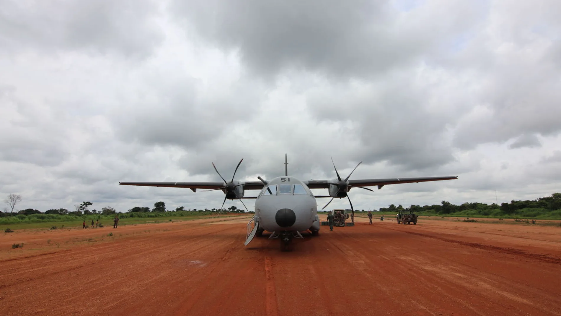 El C-295 español, en una de las pistas del Sahel