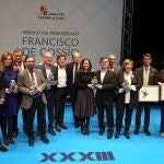 Foto de familia del ex presidente Juan Vicente Herrera con los premiados del codiciado Francisco de Cossío de la edición de 2018