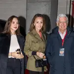 Tamara Falcó, Isabel Preysler y Mario Vargas Llosa