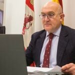 El consejero de Agricultura, Ganadería y Desarrollo Rural, Jesús Julio Carnero