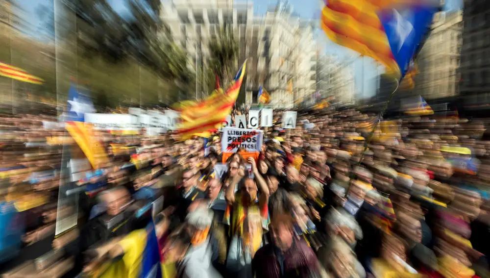 La plaza Universitat de Barcelona durante una concentración de independentistas EFE/Marta Pérez