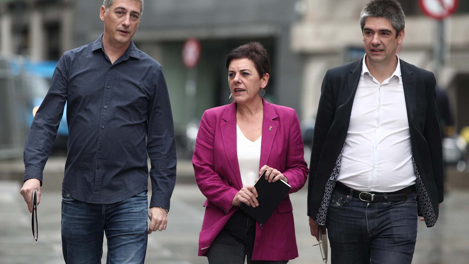 Nuevas conversaciones del PSOE con representantes de varios partidos para hacer efectiva la investidura de Sánchez