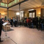 GRAFCVA615. CASTELLÓN DE LA PLANA, 17/12/2019.- El presidente de la Generalitat Valenciana, Ximo Puig, durante la rueda de prensa que ha ofrecido en Castellón tras hablar con el presidente del Gobierno en funciones, Pedro Sánchez sobre la investidura.- EFE/ Domenech Castelló