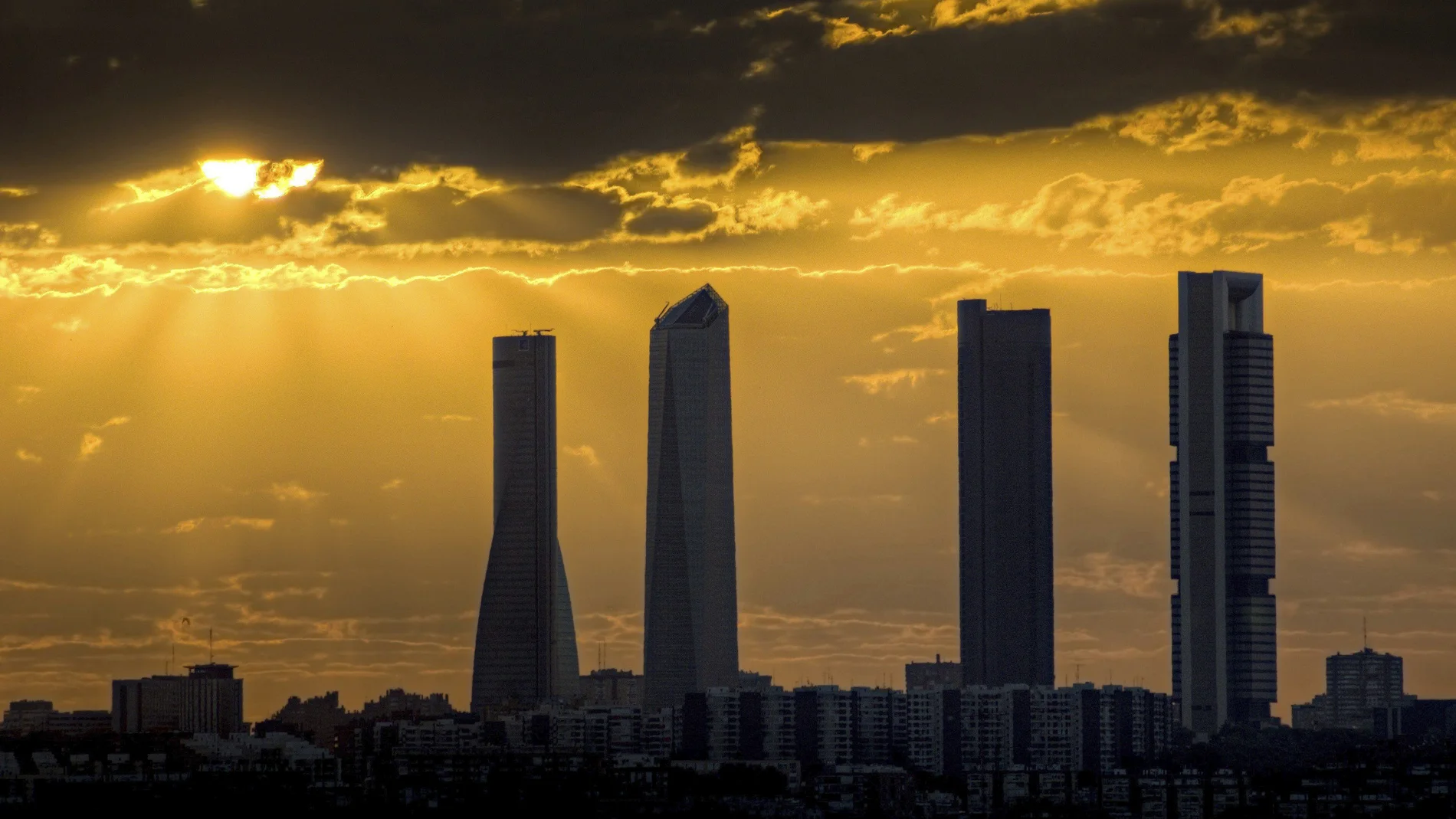 surgieron las Cuatro Torres que consolidaron el “skyline” de Madrid