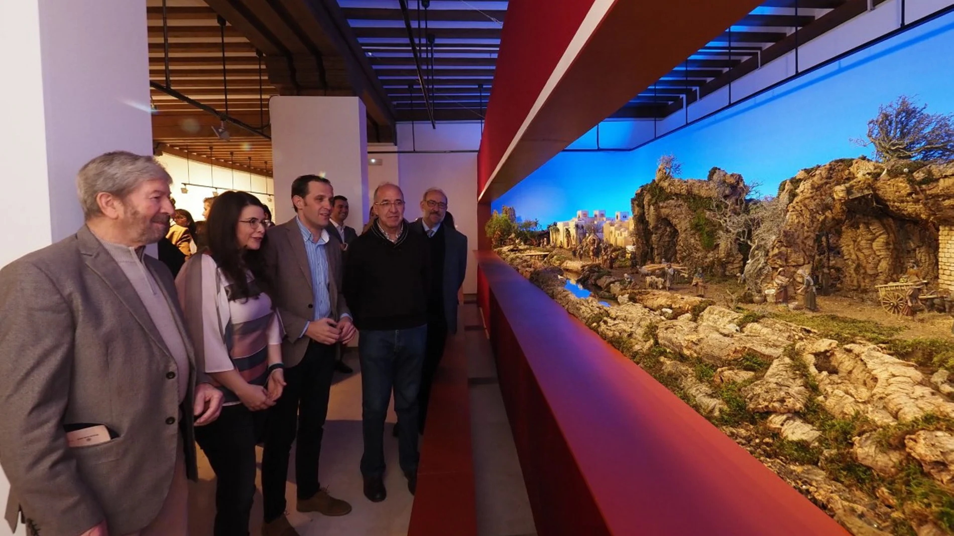 El presidente de la Diputación de Valladolid, Conrado Ísacr, inaugura el Belén Bíblico Monumental de la institución