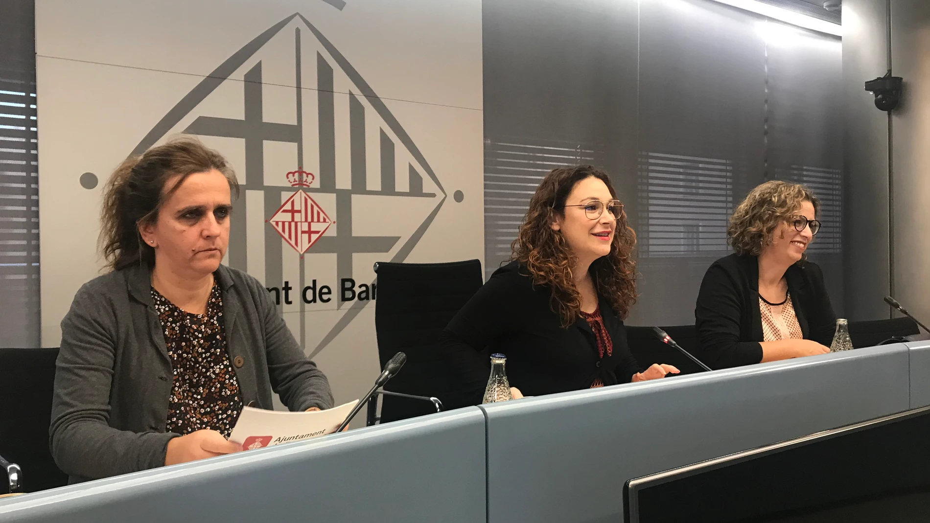 Barcelona aumenta un 50% el presupuesto del Servicio de Ayuda a Domicilio
