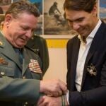 Rafa Nadal, condecorado con la Cruz de Plata de la Guardia Civil