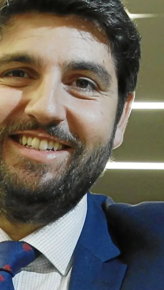El Estado autonómico, en “armas”: los barones del PP cargan contra Sánchez y los del PSOE, divididos
