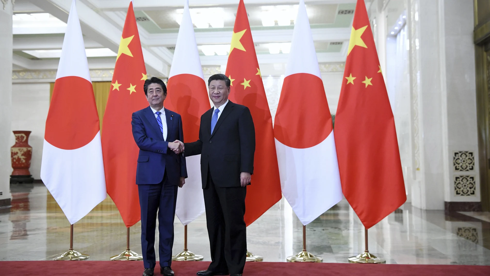 Shinzo Abe, Xi Jinping