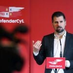 El secretario general del PSOE-CyL y portavoz en las Cortes, Luis Tudanca