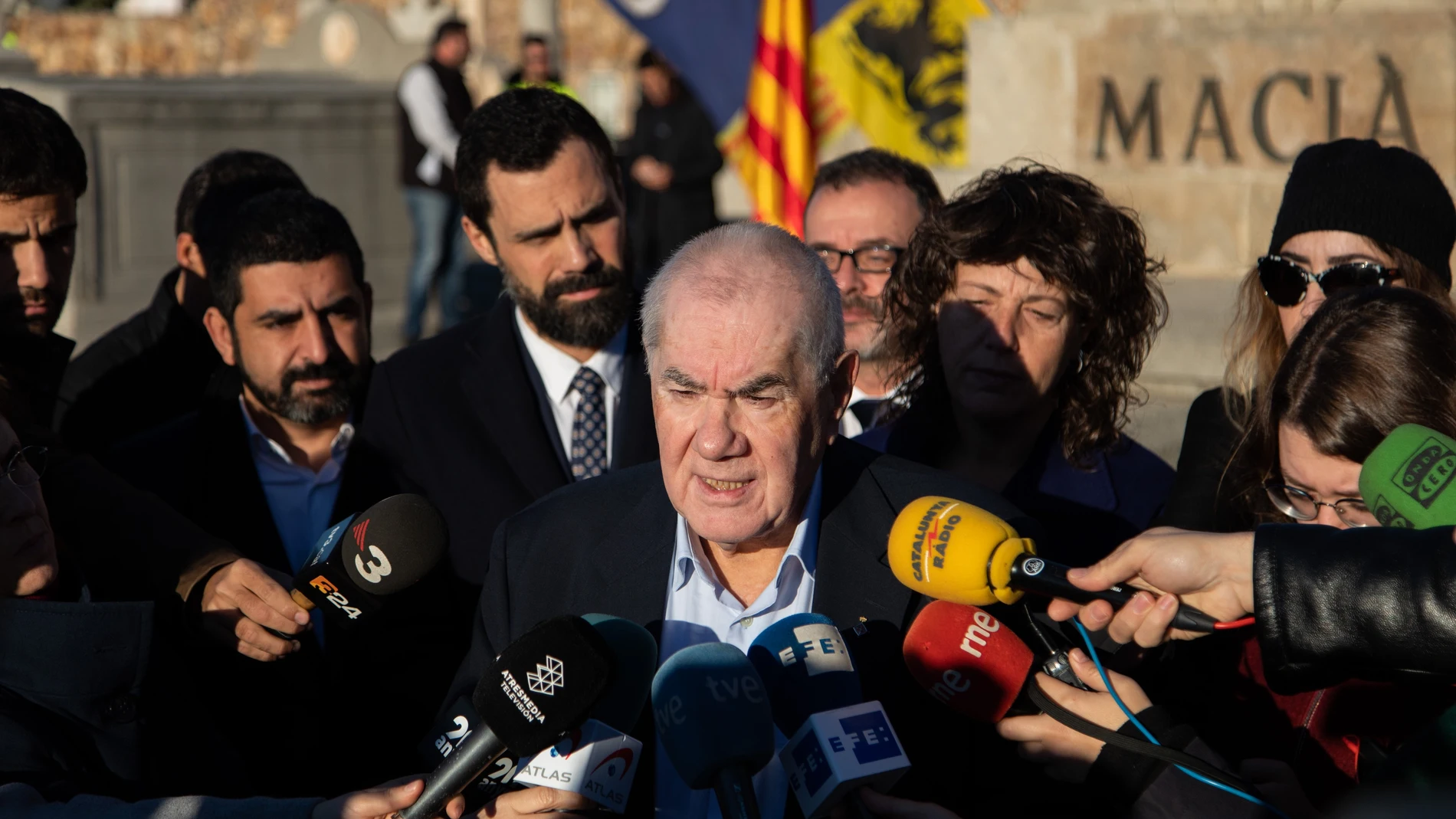 Ernest Maragall (ERC) en declaraciones tras la ofrenda anual a la tumba del ex presidente de la Generalitat Francesc Macià, en Barcelona el 25 de diciembre de 2019