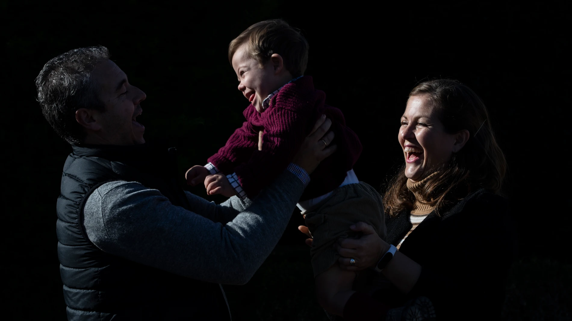 Nicolás, con sus padres