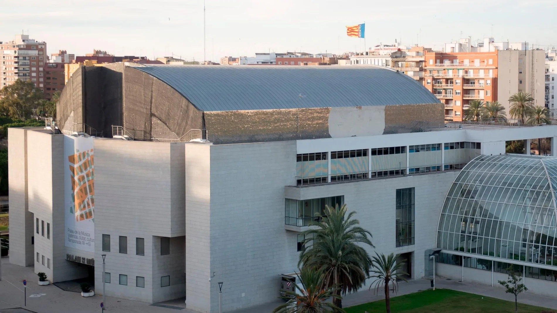 Imagen del Palau de la Música, situado en pleno paseo de la Alameda de la ciudad de Valencia