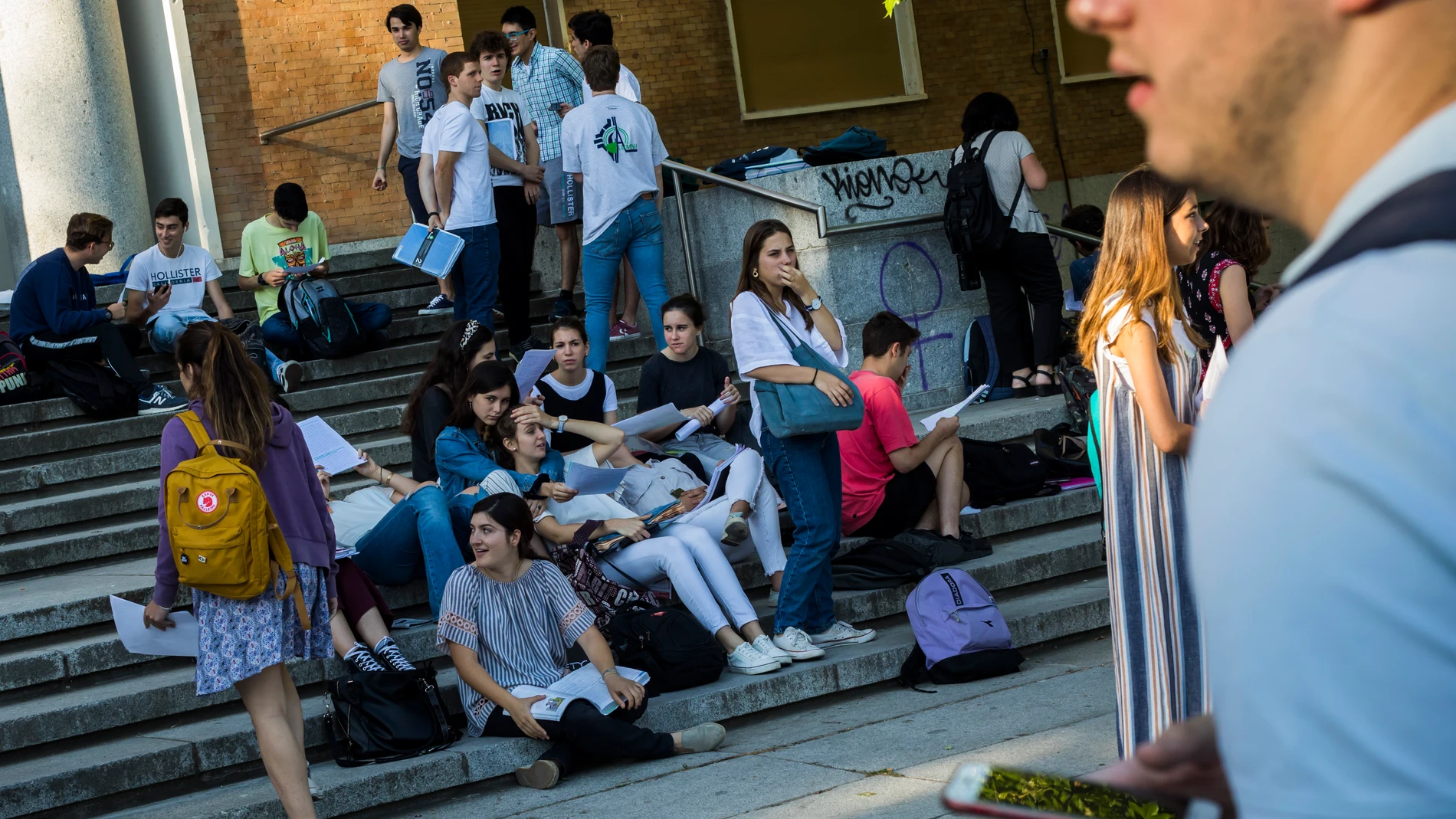 Estudiar un curso universitario en Cataluña es hasta 900 euros más caro ahora que antes de la crisis