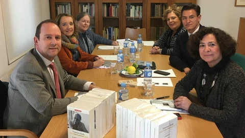 Imagen de la reunión celebrada en el Patronato de la Fundación Francisco Ayala