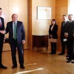 El PSOE y el PNV firman hoy el acuerdo para el apoyo a la investidura