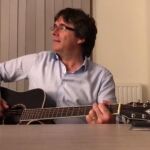 Puigdemont cantó y tocó ‘Country Road, Take Me Home’, de John Denver / Instagram