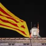  Retiran la bandera española de la Generalitat