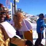 Reyes Magos esquiando en huesca