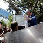 Juan Guaidó en el momento de la entrada en la Asamblea el pasado domingo