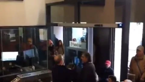 Sentada en la sede del PSOE en Ferraz