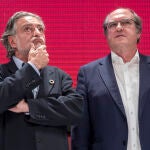 Pepu Hernández y Ángel Gabilondo, durante un acto electoral de los socialistas celebrado el pasado mes de mayo