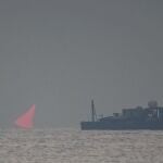 Su fotógrafo, Elias Chasiotis, compartió estas imágenes en Facebook y alborotó la red por lo que trataban como "el amanecer del diablo"