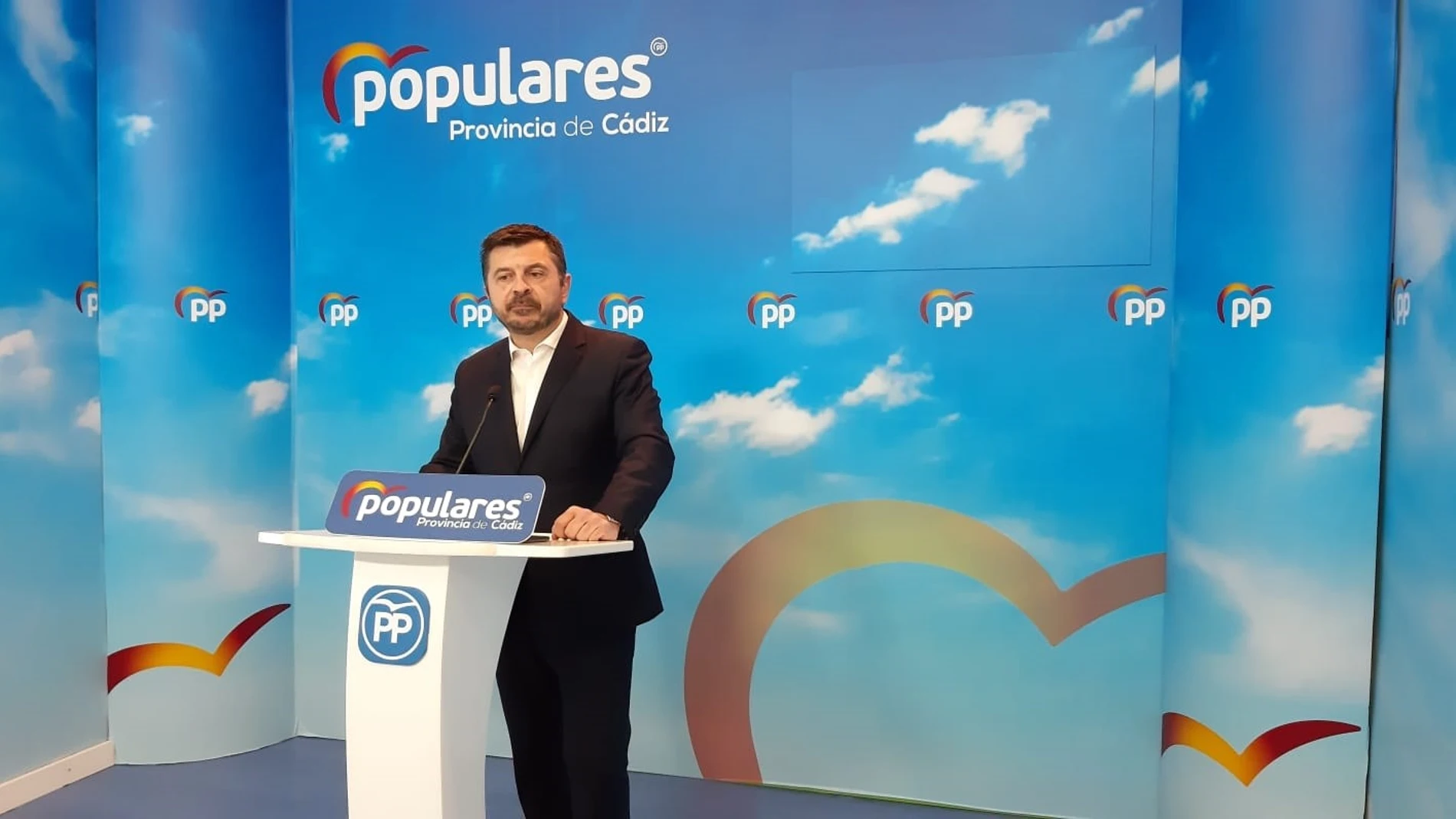 El PP-A expone al Gobierno su decálogo de reclamaciones para Andalucía, "atacada" por los "incumplimientos" de Sánchez