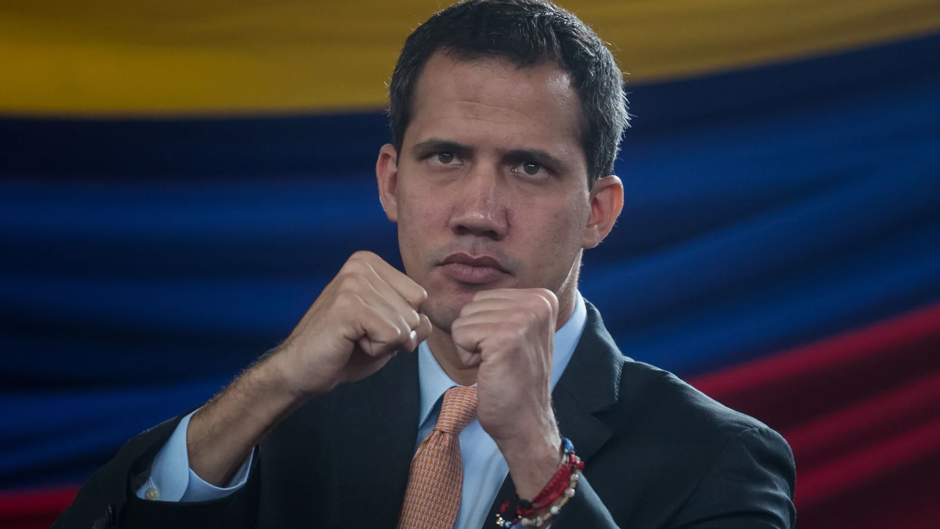 Guaidó ve que toma "paramilitar" del Parlamento devela "dictadura" de Maduro
