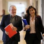 Los socialistas Ana Sánchez y José Francisco Martín, antes de la rueda de prensa
