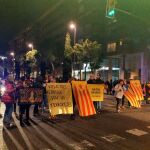 Los CDR cortaron la avenida Roma, concretamente en uno de los pasos de peatones a la altura del Parc de la Ciutat / Twitter CDR Part Alta Tarragona
