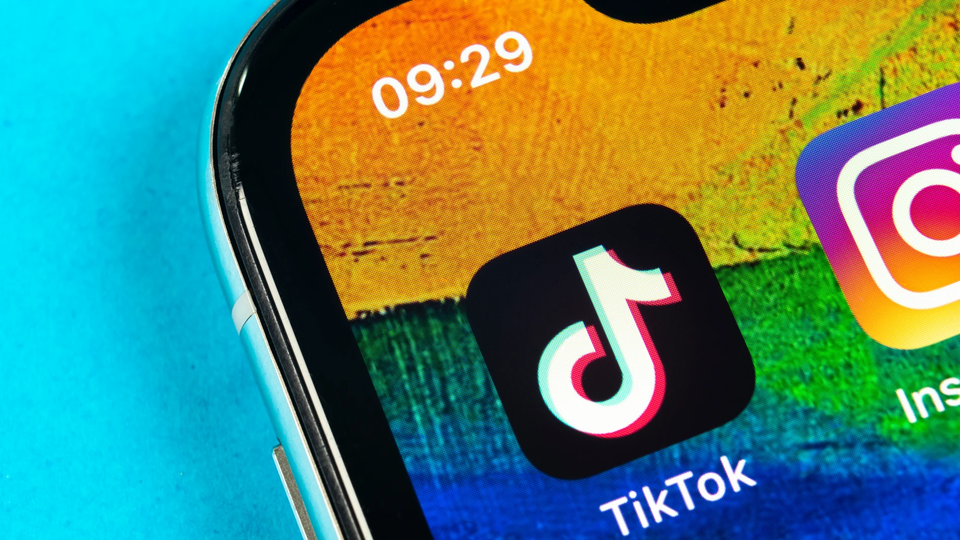 TikTok: ¿es seguro instalarse la red social de moda'