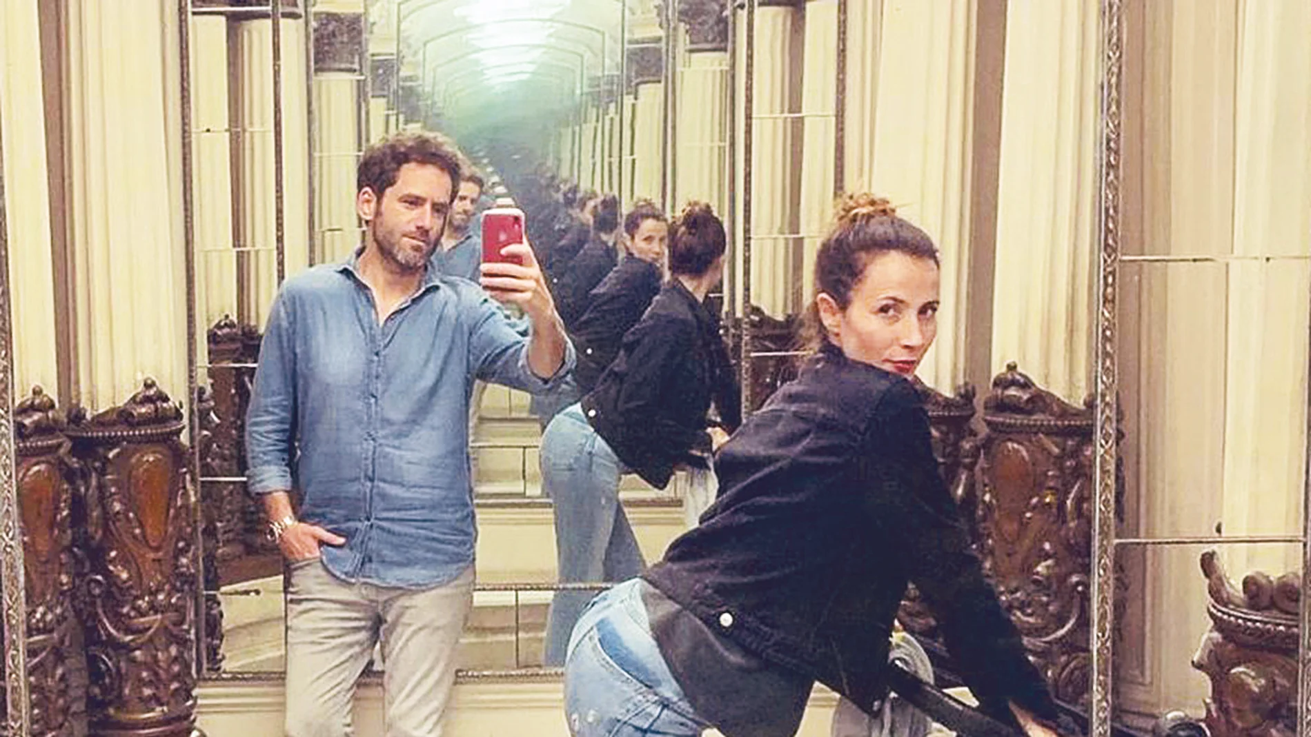Borja Sémper junto a Bárbara Goenaga en una de las muchas imágenes de su Instagram