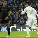 Casemiro marcó los dos goles del Real Madrid contra el Sevilla