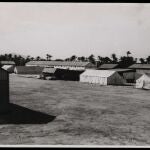 El campo de concentración que la Segunda República mandó construir en Albatera y que levantaron los propios prisioneros, quedó inmortalizado por las instantáneas del fotógrafo Luis Vidal Corella